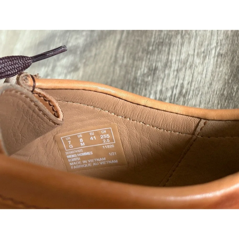 Clarks Wallabee 2 26158274 Mens Brown Leather Lace Up Chukkas Boots Size 8‎